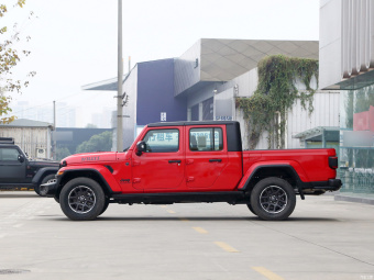 Jeep Gladiator Overland 3.6L