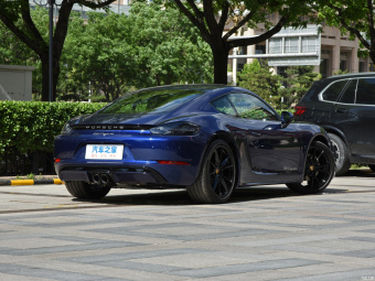 Porsche 718 Cayman