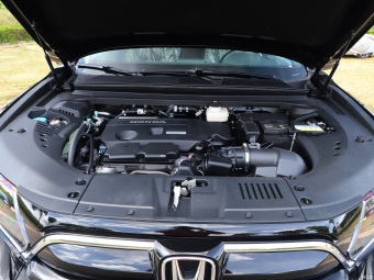 Honda UR-V Elegant 370TURBO