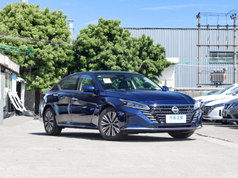 Nissan Altima Enjoy 2.0L XL-TLS