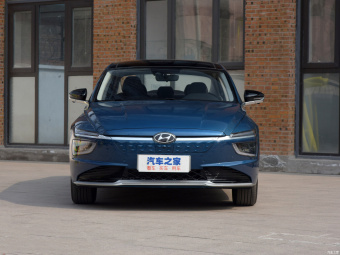 Hyundai Mistra Flagship TOP