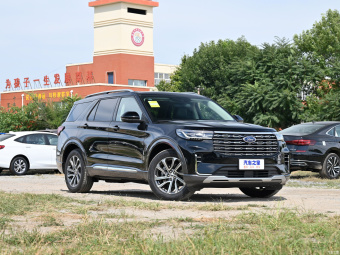 Ford Explorer Fashion Plus EcoBoost 285 7 Seat