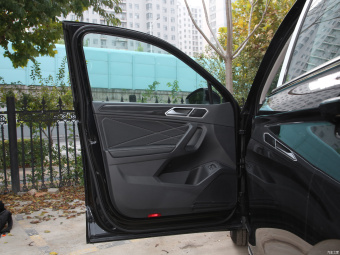 VW Tiguan L Hybrid Premium 430PHEV