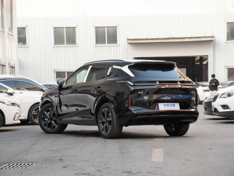 Lynk & Co 08 EM-P 2026 Ultra model with 230km ultra-long range