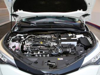 Toyota IZOA Yixiang CARE 2.0L