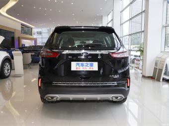 Ford Edge Plus Platinum EcoBoost 245 7 Seat