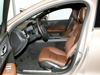 Volvo S60 B4 Zhiyi Luxury