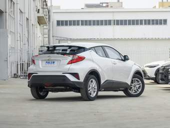 Toyota C-HR 2023 2.0L Leading Edition