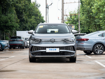 VW ID.6 X Pure+