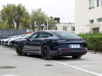 Porsche Panamera 4 E-Hybrid Executive
