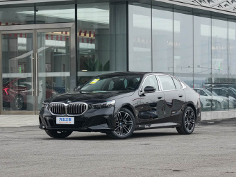 BMW 5 Series 2026 Restyled 525Li M Sport