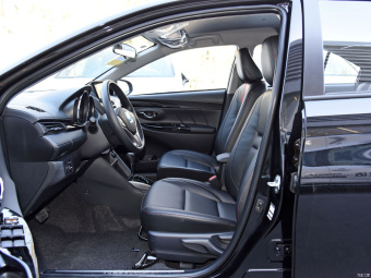 Toyota YARiS L Sedan Deluxe PLUS 1.5L CVT