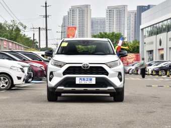 Toyota RAV4 Fashion PLUS 2.0L CVT 4WD