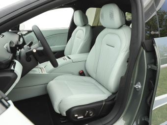 Zeekr 007 2025 Long Range AWD Intelligent Driving Edition 100kWh