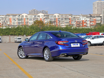 Honda Accord Deluxe 260TURBO