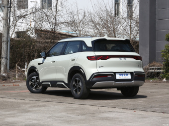 BYD Yuan UP Beyond 401KM