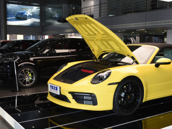 Porsche 911 Targa 4