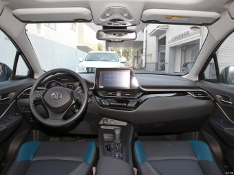Toyota IZOA Yixiang CARE 2.0L