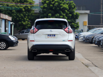 Nissan Murano Smart Deluxe 2.5L XL 2WD