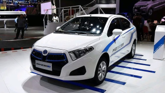 Brilliance Auto H230