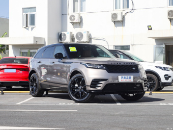 Land Rover Range Rover Velar Black Collector's Edition P250