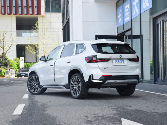 BMW X1 2025 xDrive25Li X Design
