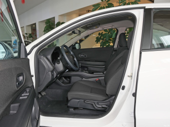 Honda Vezel Comfort 1.5L MT