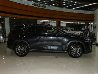 Lexus NX 260 Run