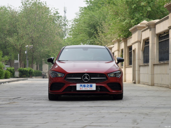 Mercedes-Benz CLA-Class 260 4MATIC Shooting Brake