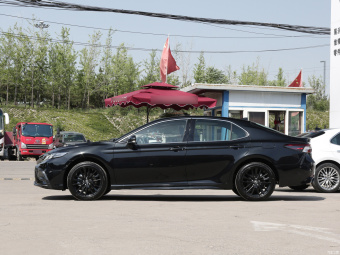 Toyota Camry Knight 2.5S