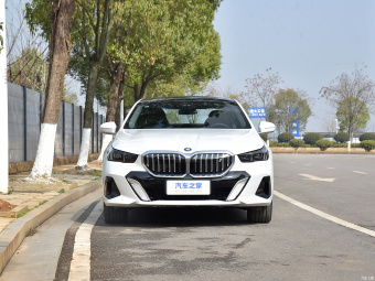 BMW i5 eDrive 35L Exclusive M Sport