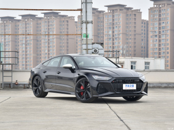 Audi RS7  4.0T Quattro