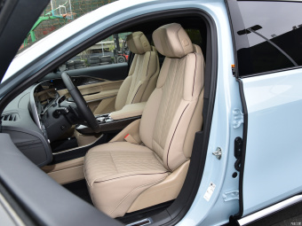 Cadillac Lyriq Premium Long Range RWD