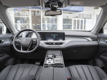 Ford Equator Platinum EcoBoost 225 7 Seat (2/3/2)