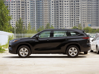 Toyota Highlander Hybrid Elite 5 Seats 2.5L 2WD