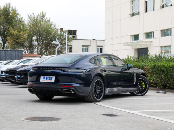 Porsche Panamera 4 E-Hybrid Executive