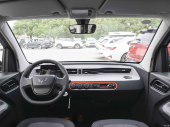 Wuling Hongguang Mini EV Free (Li-ion)