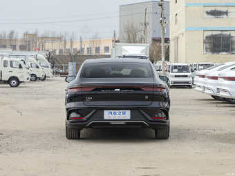 BYD Han DM-i Premium 121КМ