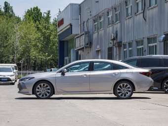 Toyota Avalon Hybrid 2024 Hybrid 2.0L Premium Edition