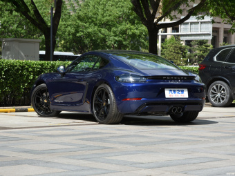 Porsche 718 Cayman