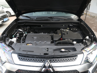Mitsubishi Outlander Enjoy 2.0L 7 Seat
