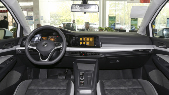 VW Golf  200TSI DSG