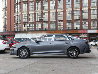 Kia K5 Fashion 270T CVVD