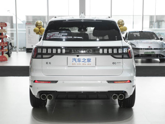 Lynk & Co 09 2026 2.0T AWD Explorer Ultra