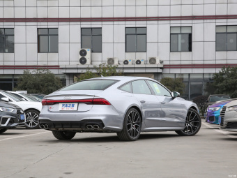 Audi S7  2.9T Quattro