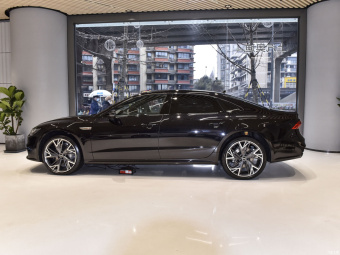Audi A7L Dark Knight Edition 45 TFSI Quattro