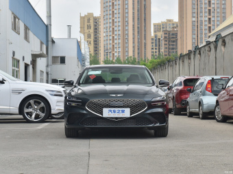 Genesis G70 Luxury