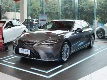 Lexus LS 500h Executive