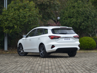 Roewe Ei5 Allure 500