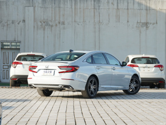 Honda Accord Magic Night · Premium 260TURBO